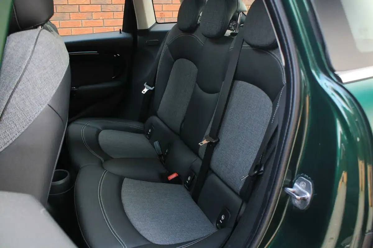 2015-mini-cooper-20-cooper-s-5d-sport-auto-big-19