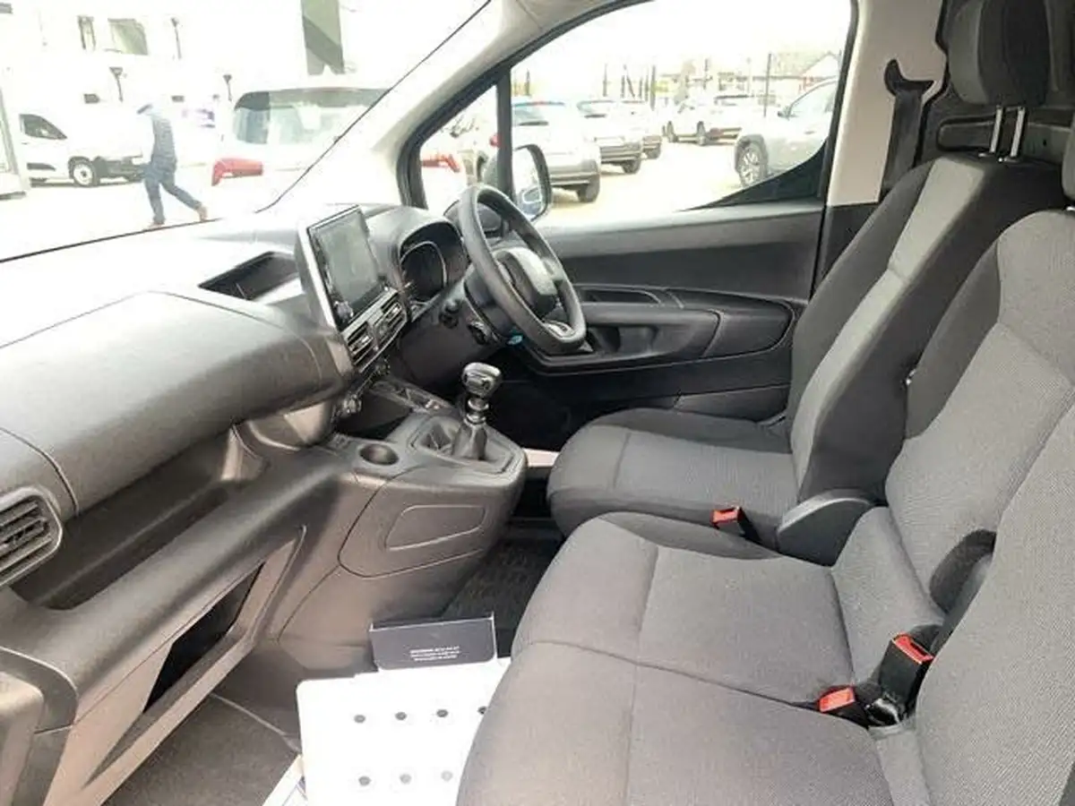 2023-citroen-berlingo-15-bluehdi-1000-enterprise-edition-100pseu6d-big-11