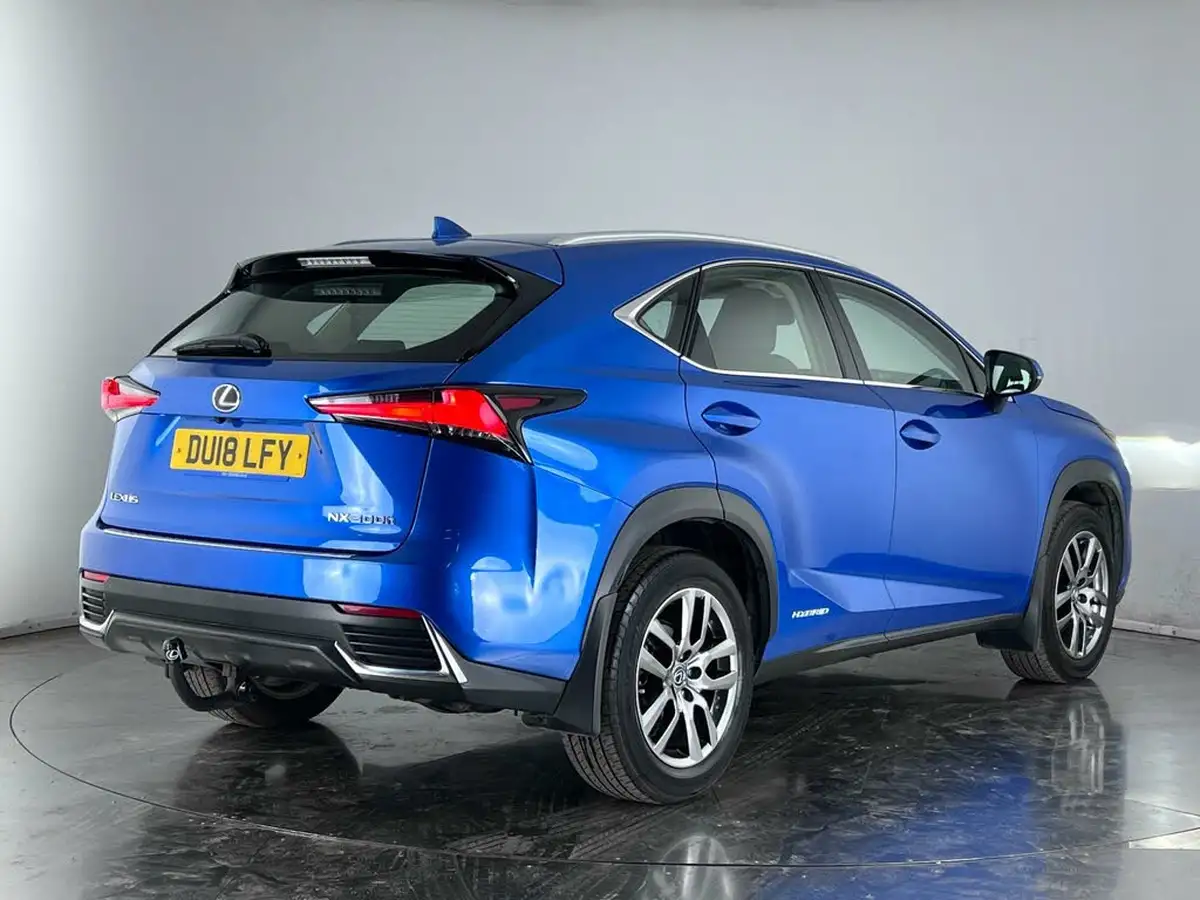 2018-lexus-nx-300h-25-se-4wd-big-4