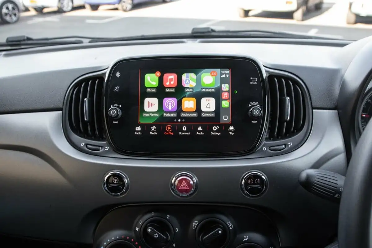 2019-fiat-500-12-s-big-28