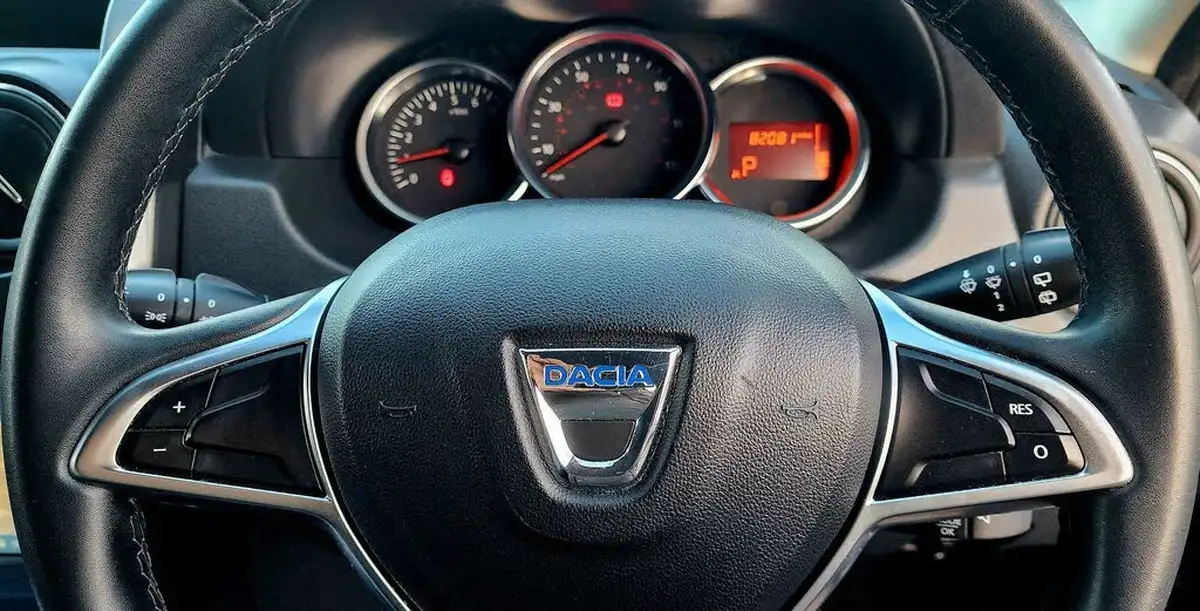 2018-dacia-duster-15dci-nav-auto-big-22