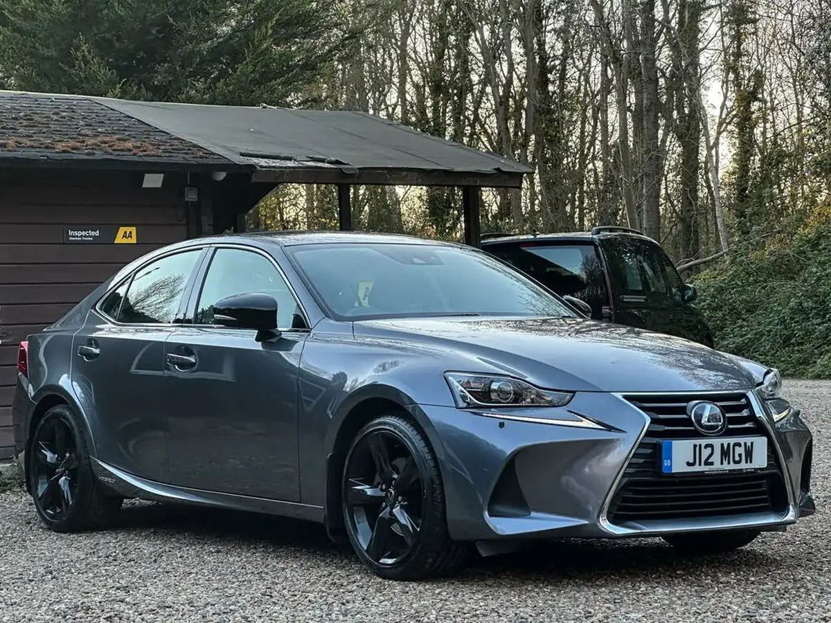 2018-lexus-is-300h-25-sport-lexus-navigation-big-6