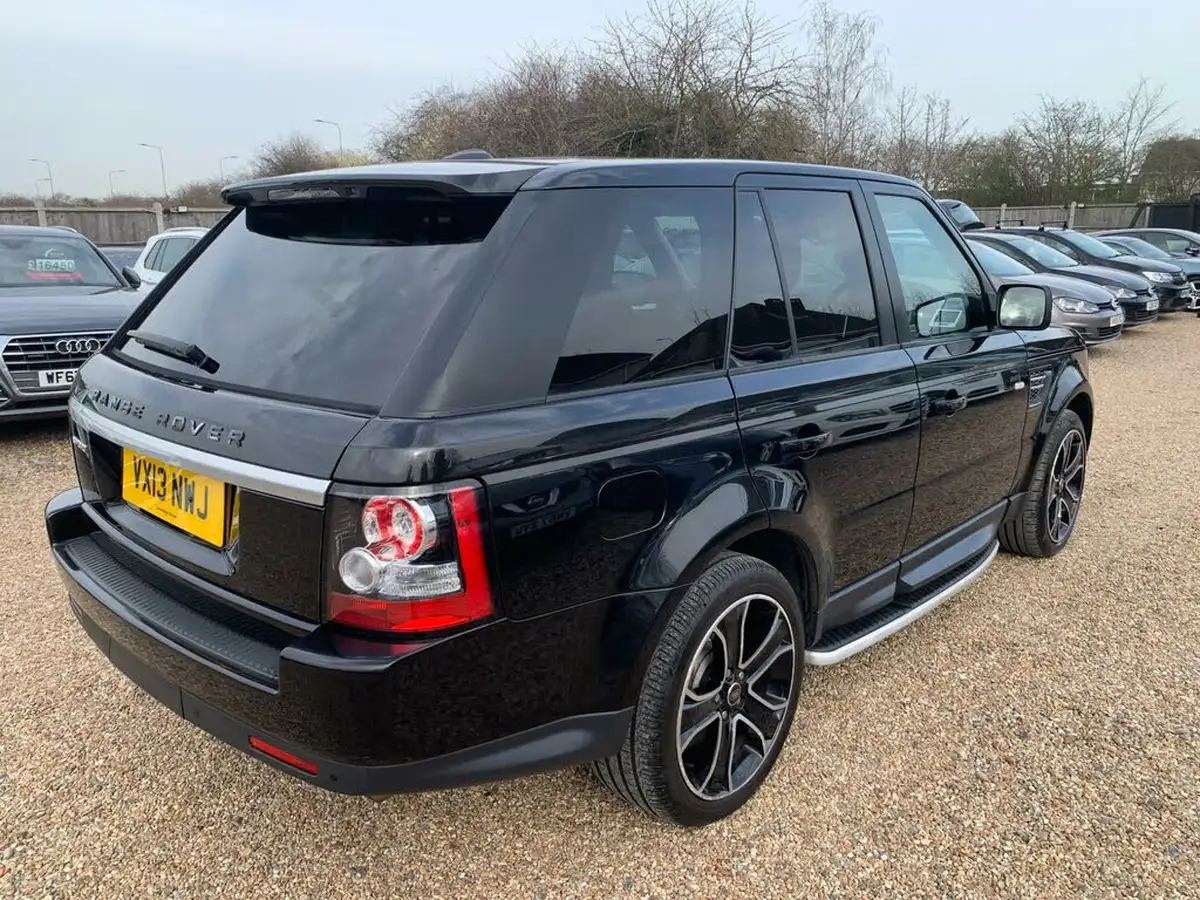 2013-land-rover-range-rover-sport-30tdv6-hse-black-edition-big-6