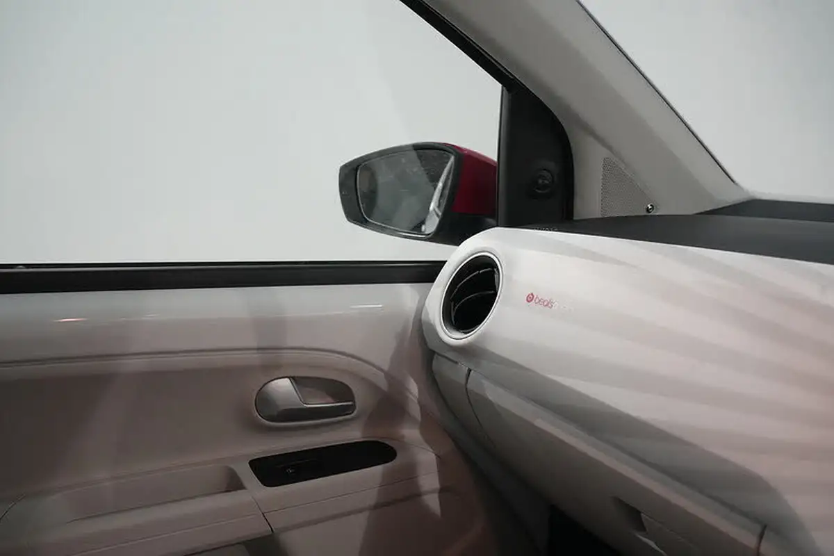 2018-volkswagen-up-10-up-beats-60ps-ss-5d-big-37