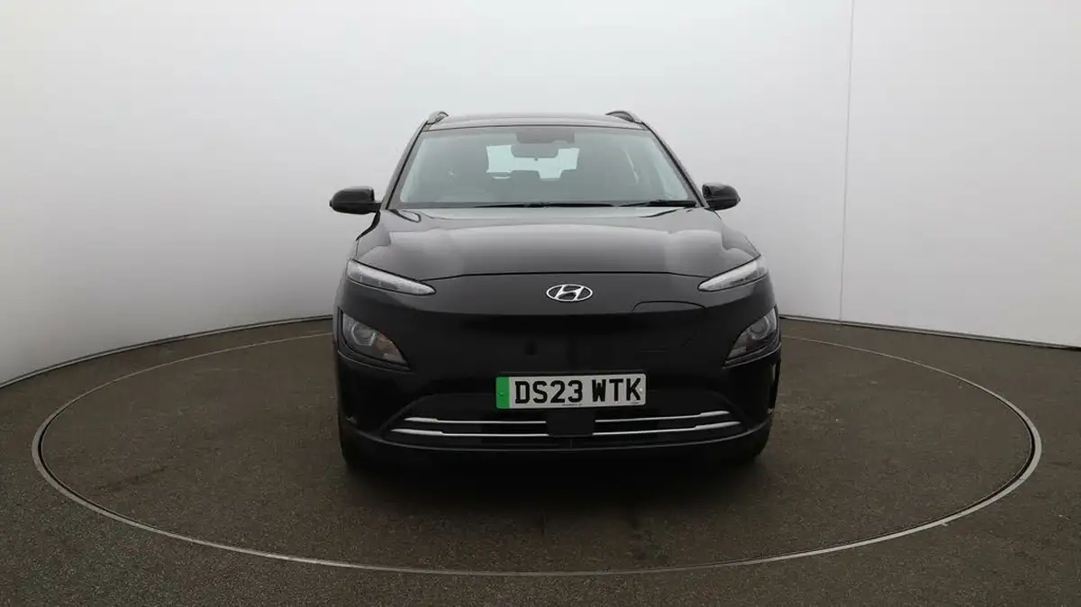 2023-hyundai-kona-e-se-connect-big-2