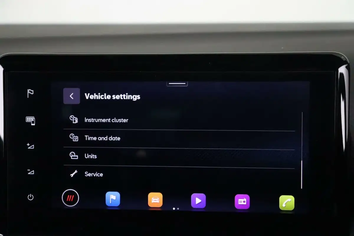 2022-seat-arona-10-tsi-xperience-lux-dsg-big-35
