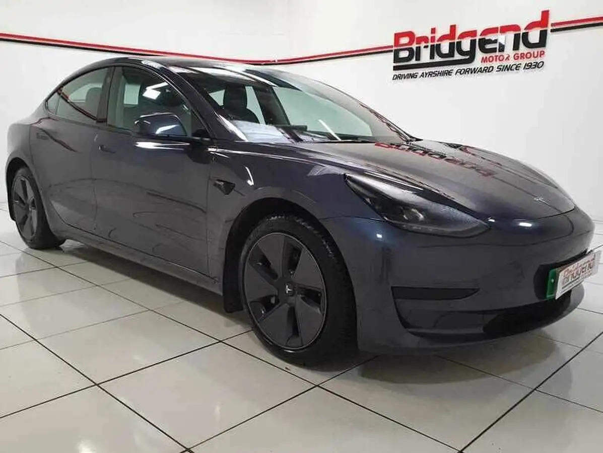 2021-tesla-model-3-e-standard-plus-big-0