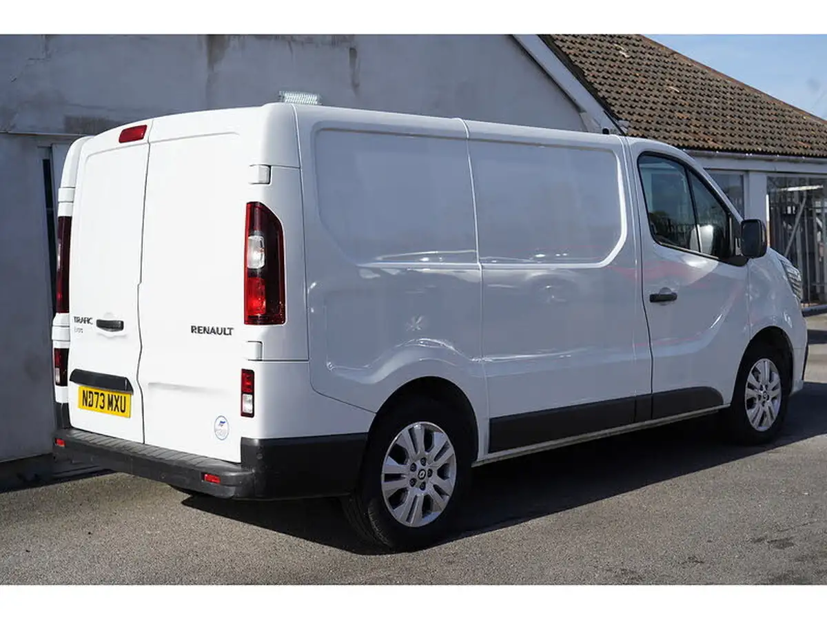 2023-renault-trafic-20dci-sl30-150-extra-eu6d-edc-auto-big-4