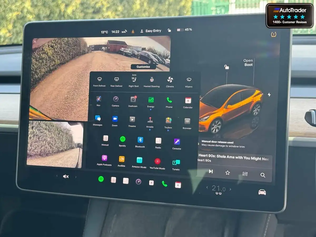 2022-tesla-model-y-e-long-range-big-25