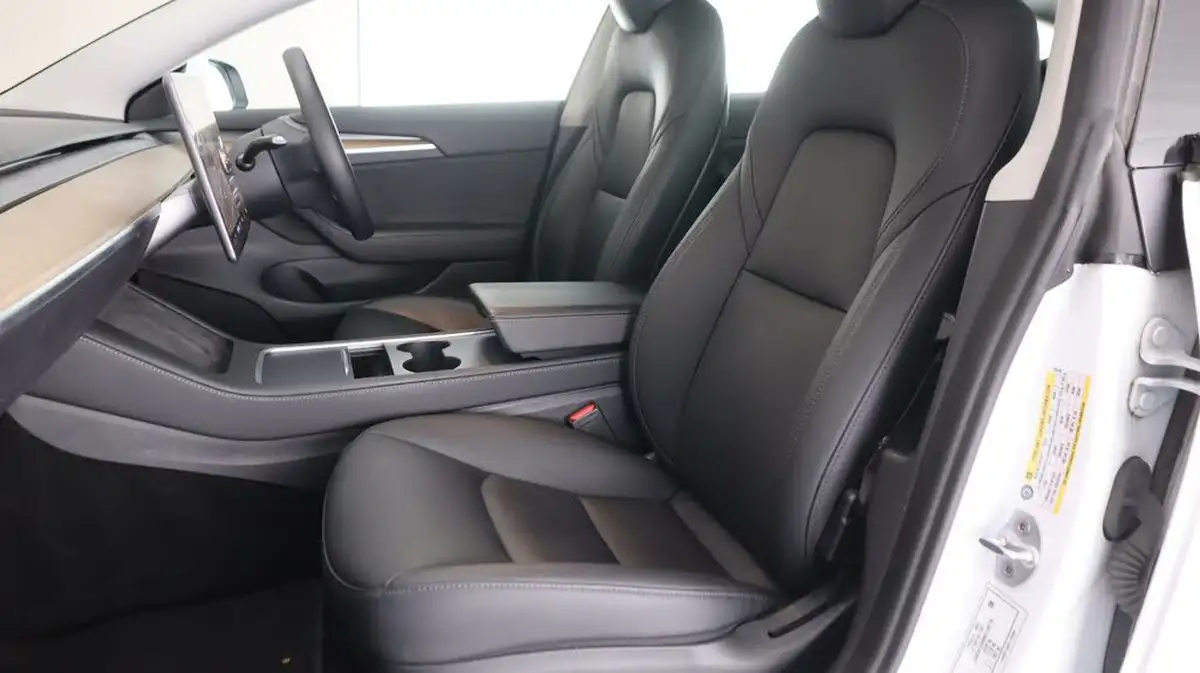 2021-tesla-model-3-e-long-range-4x4-big-14