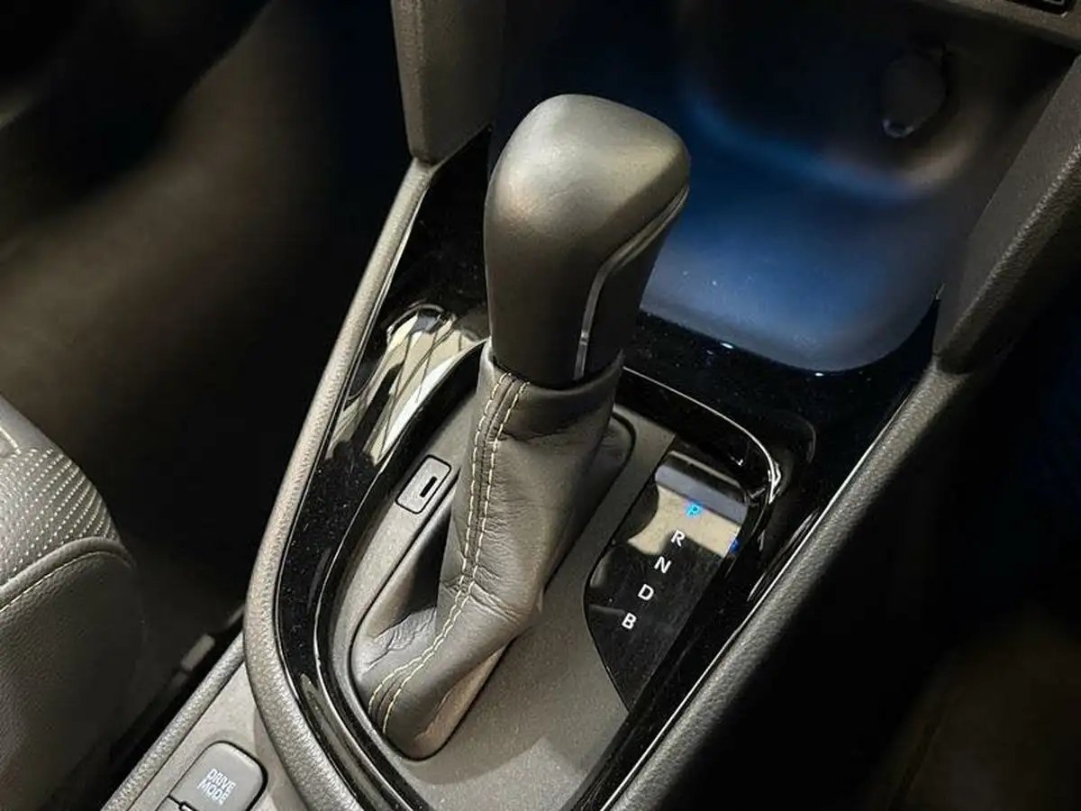 2021-toyota-yaris-cross-15-vvt-i-premiere-edition-awd-i-big-22