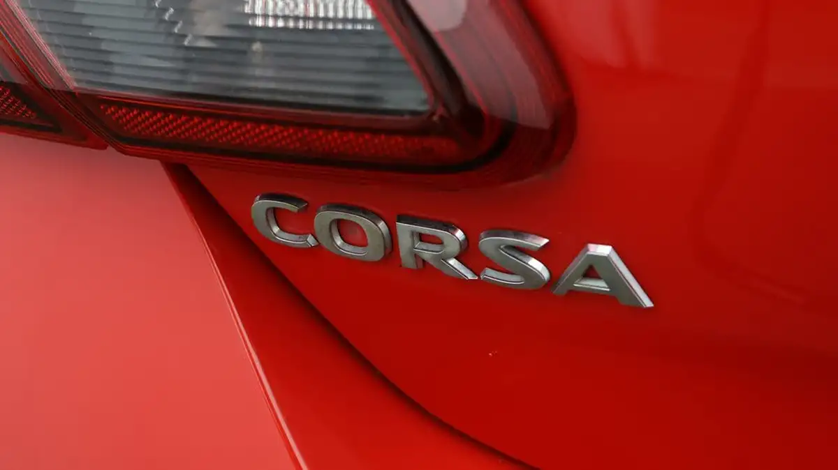 2018-vauxhall-corsa-14i-sri-90ps-ecoflex-5d-big-20