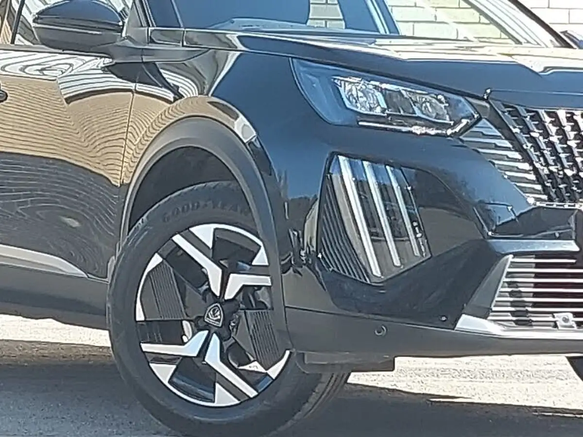 2024-peugeot-2008-suv-12-puretech-allure-130ps-big-8