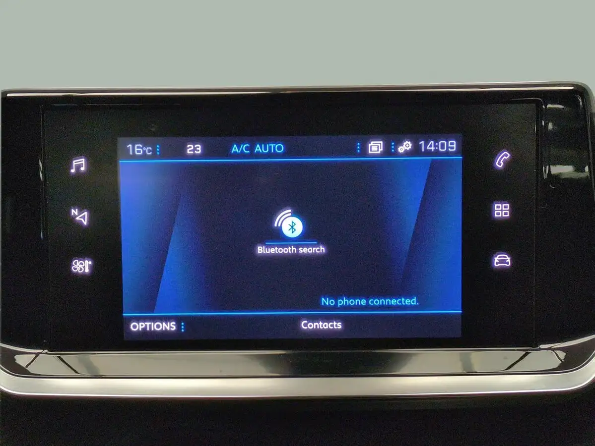 2023-peugeot-208-12-puretech-allure-premium-100ps-eat8-big-12