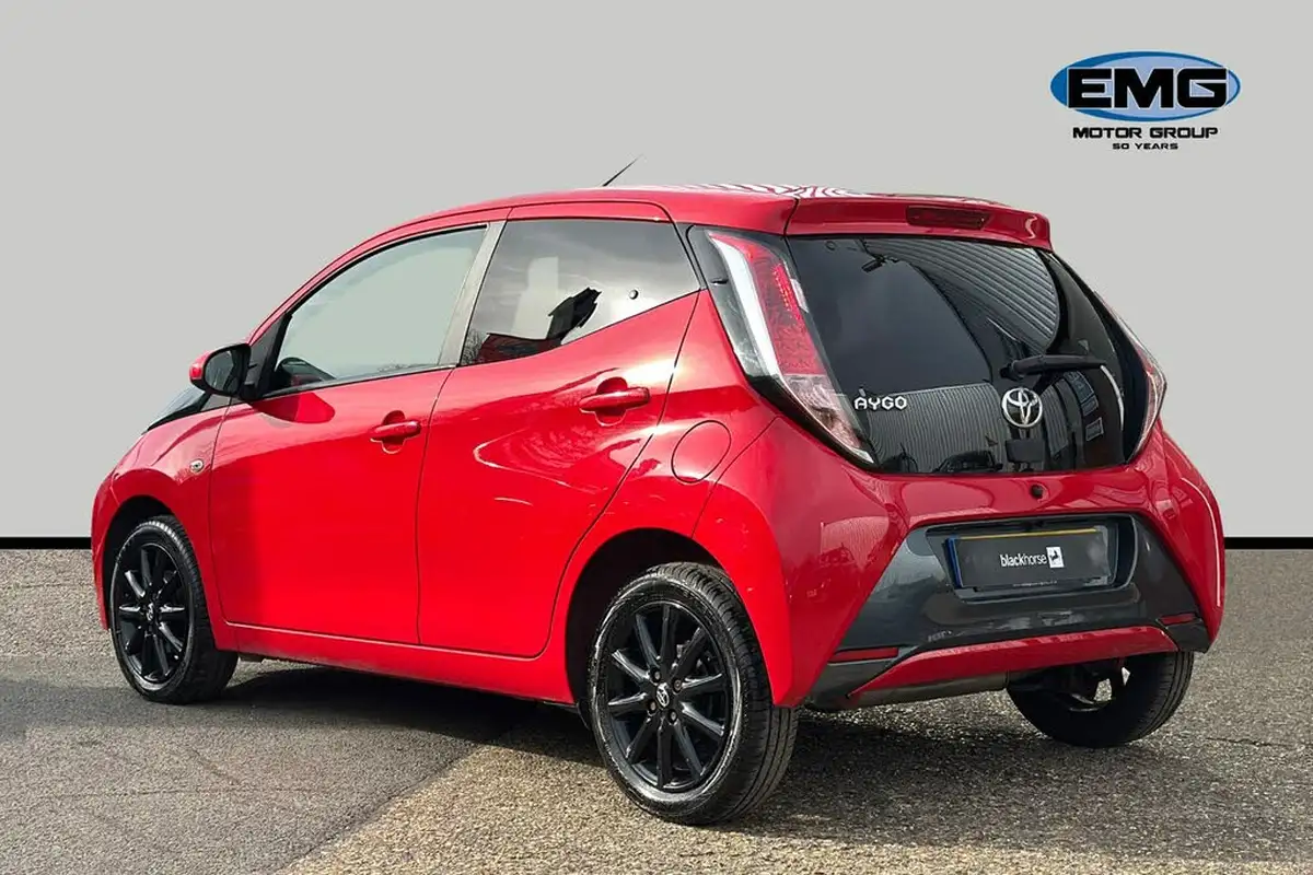 2018-toyota-aygo-10-vvt-i-x-style-71bhp-big-3