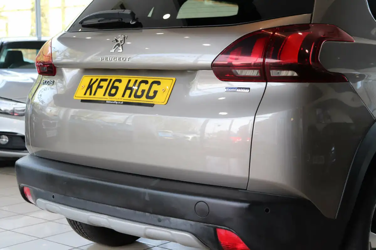 2016-peugeot-2008-suv-12-puretech-allure-130bhp-ss-big-69