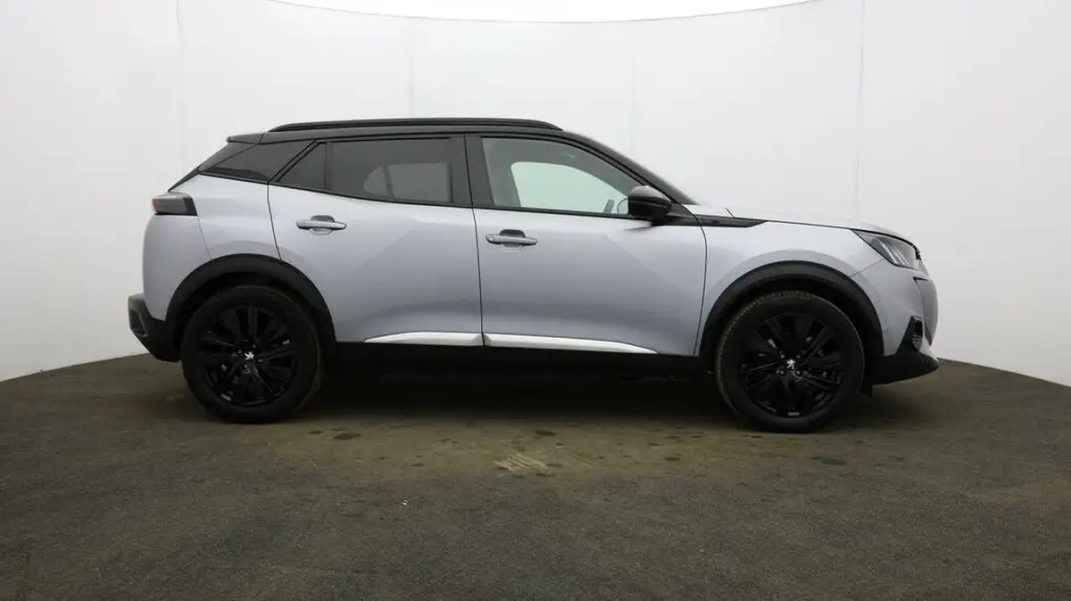 2020-peugeot-2008-suv-e-gt-big-45