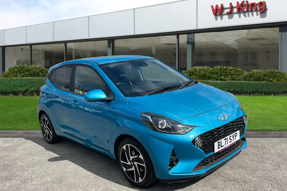 2022-hyundai-i10-12-premium-auto-big-0