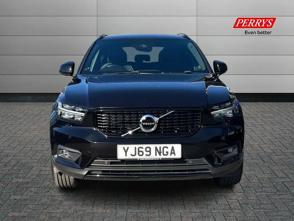 2020-volvo-xc40-20-t4-r-design-awd-big-3