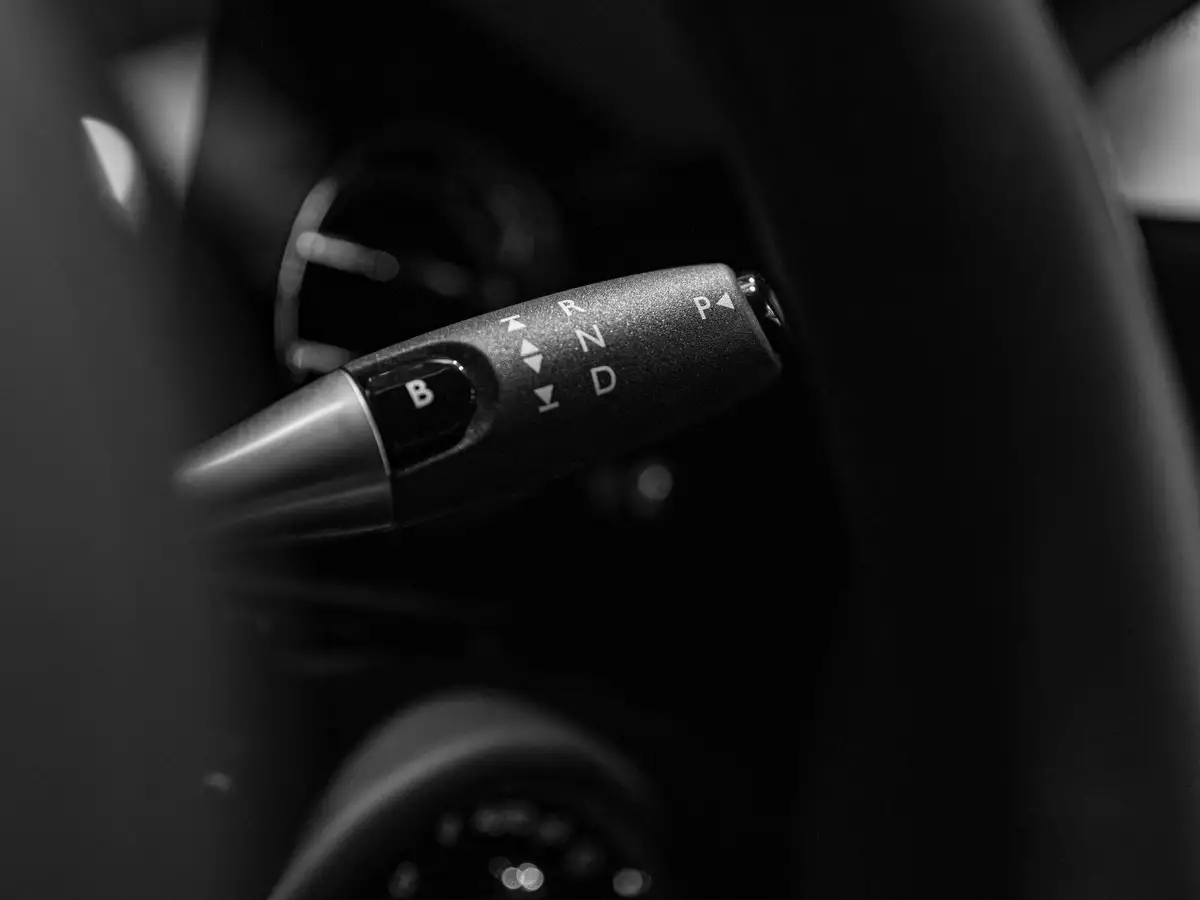 2023-rolls-royce-spectre-e-big-11