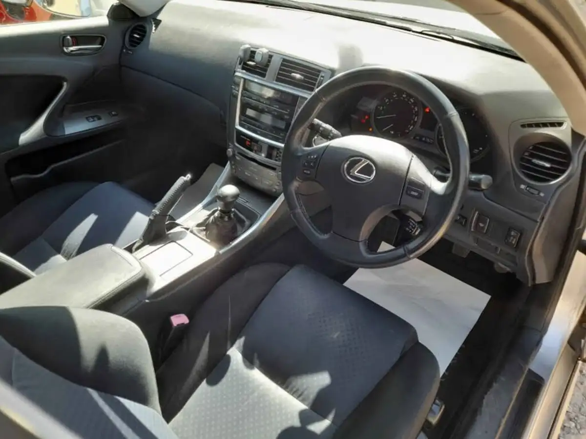2007-lexus-is-220d-22td-big-5