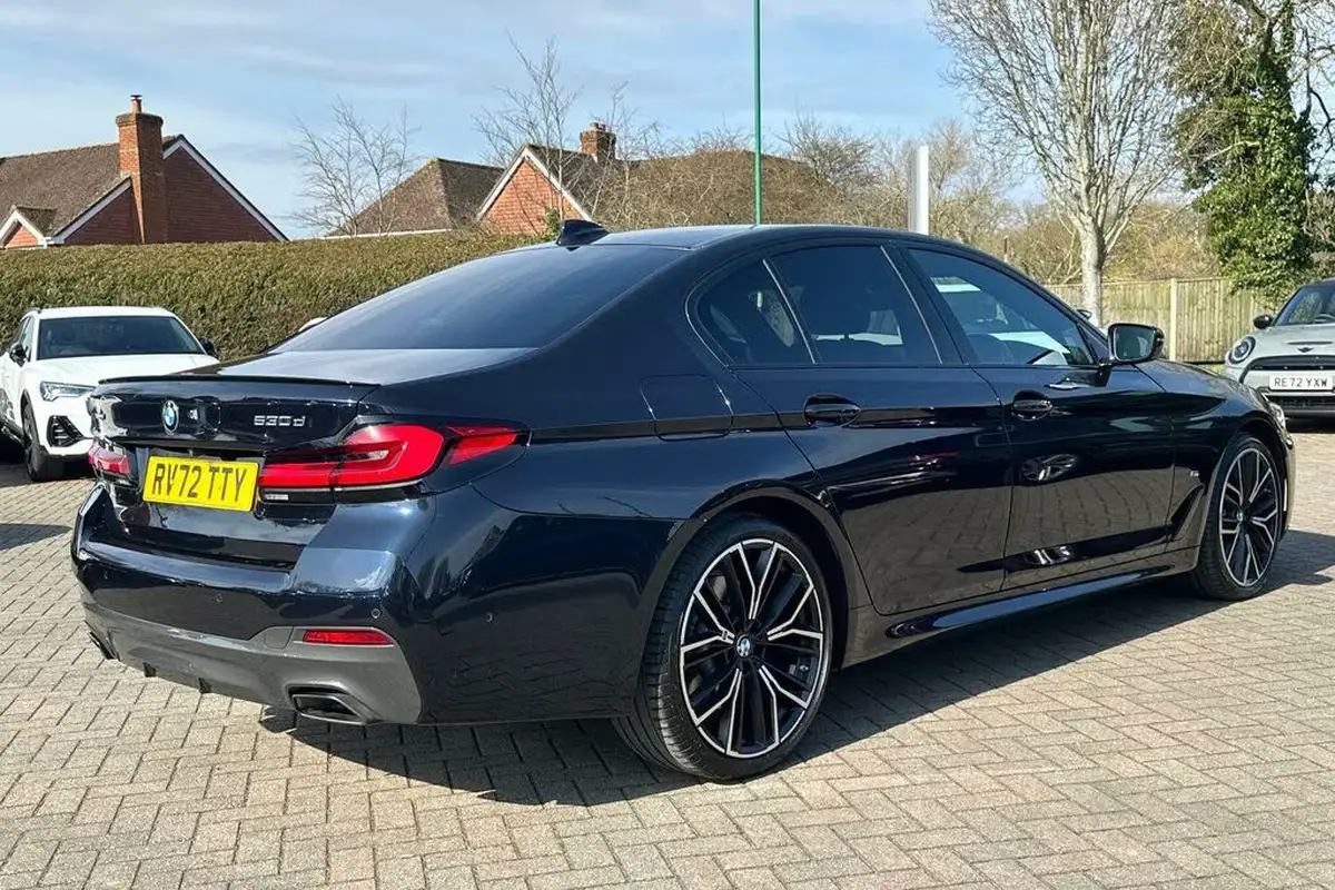 2022-bmw-5-series-30td-530d-xdrive-m-sport-mht-saloon-4d-big-5