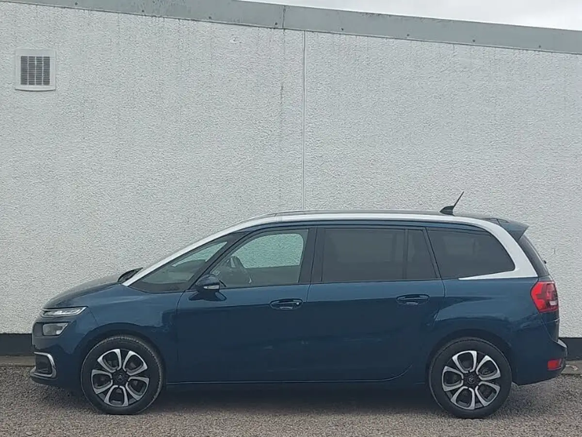 2019-citroen-grand-c4-spacetourer-15bluehdi-feel-plus-eat8-big-3