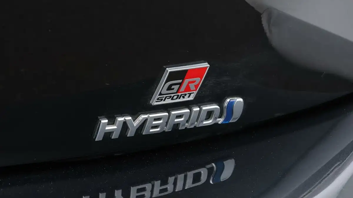 2020-toyota-corolla-20-vvt-i-gr-sport-spare-wheel-hatchback-big-23
