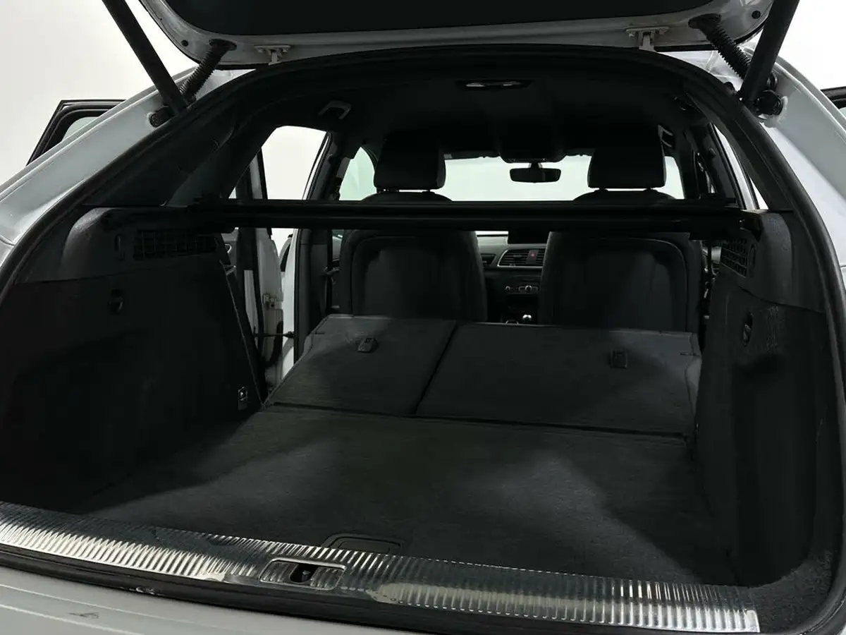 2018-audi-q3-20-tfsi-quattro-black-edition-big-45