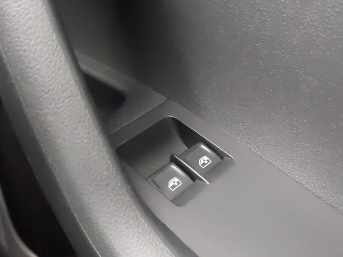 2019-skoda-octavia-10-tsi-s-hatchback-big-17