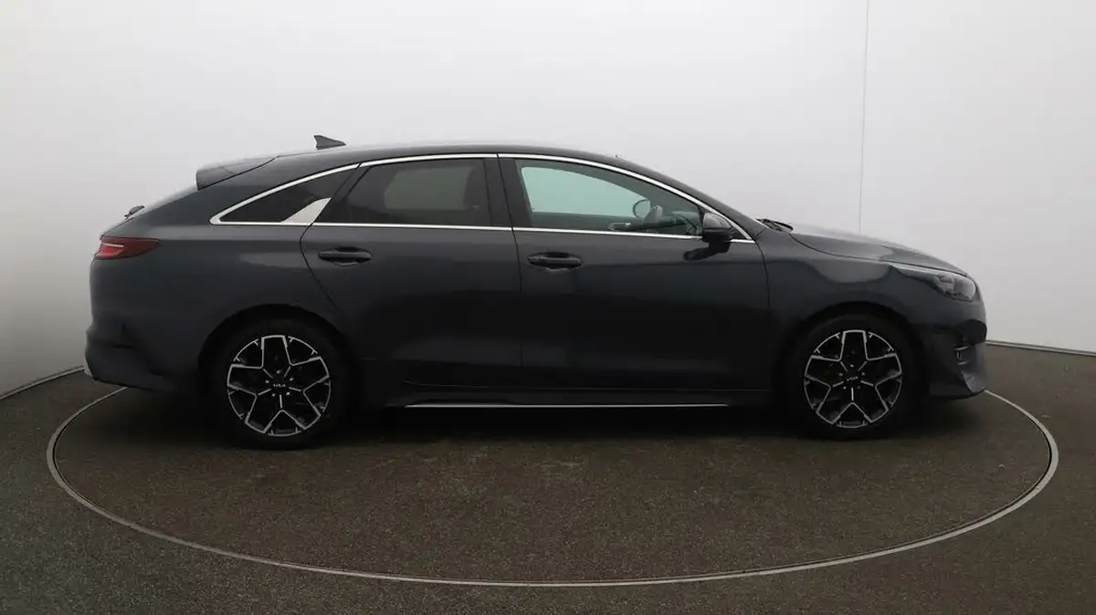 2021-kia-pro-ceed-15-t-gdi-gt-line-big-41