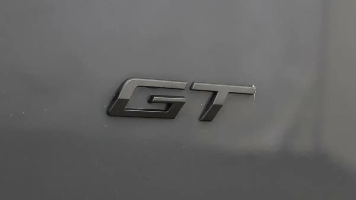 2024-peugeot-2008-suv-12-puretech-gt-130ps-eat8-big-23