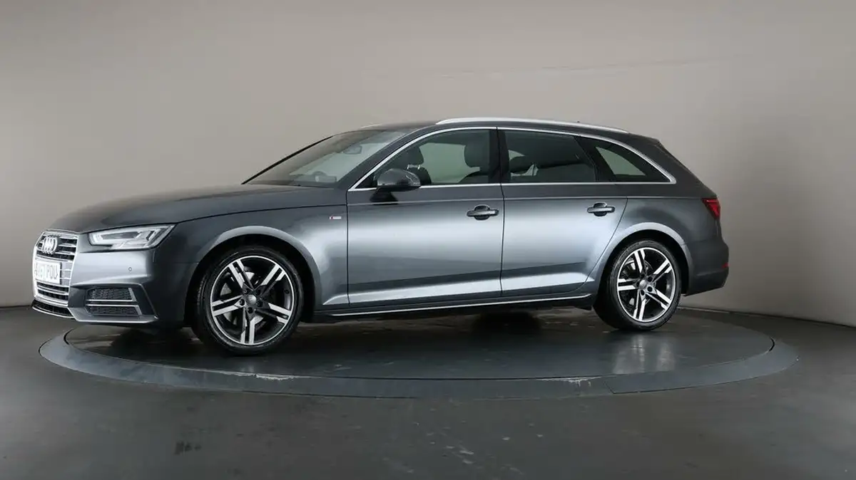 2018-audi-a4-avant-14-tfsi-s-line-tronic-big-39