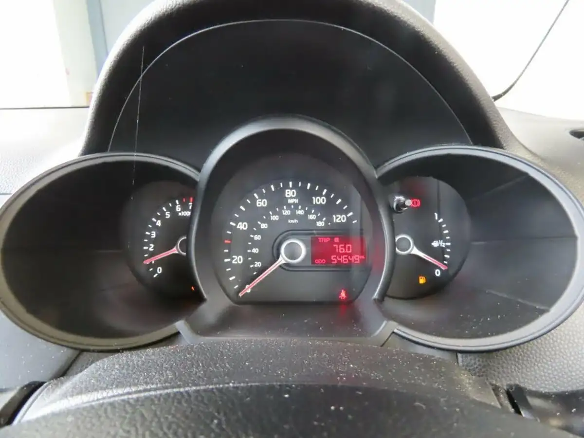 2015-kia-picanto-10-vr7-5d-big-10
