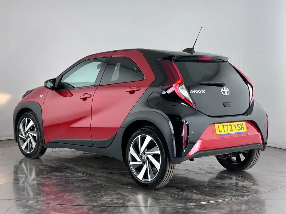 2022-toyota-aygo-x-10-vvt-i-edge-big-4
