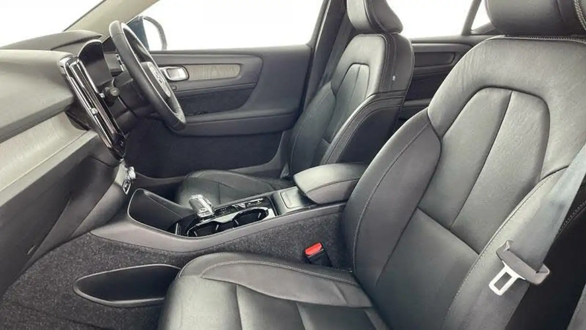 2021-volvo-xc40-20-b4-inscription-194bhp-auto-big-38