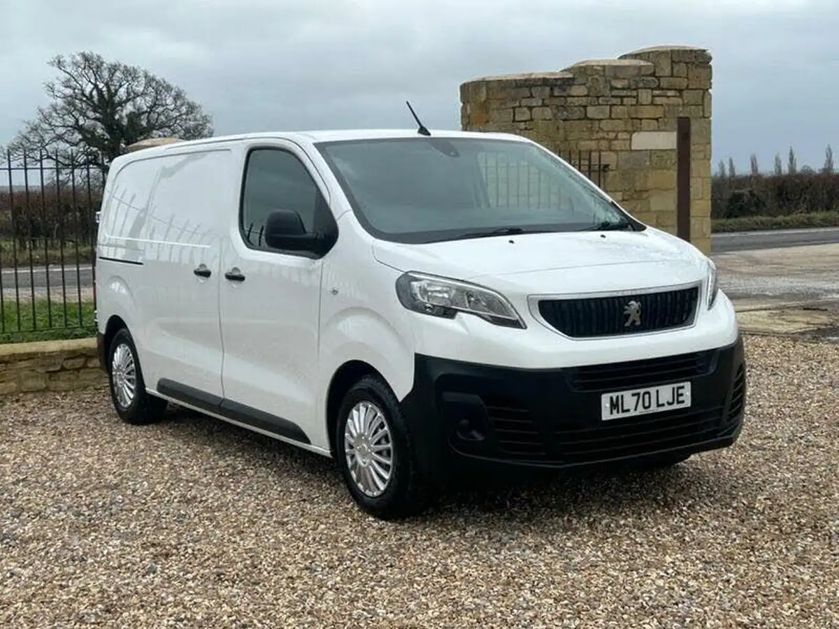 2020-peugeot-expert-15-bluehdi-compact-120bhp-big-24