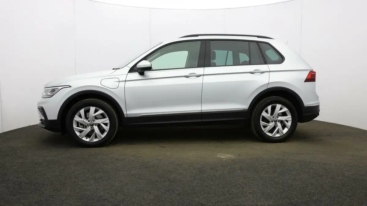 2022-volkswagen-tiguan-14-tsi-life-big-62