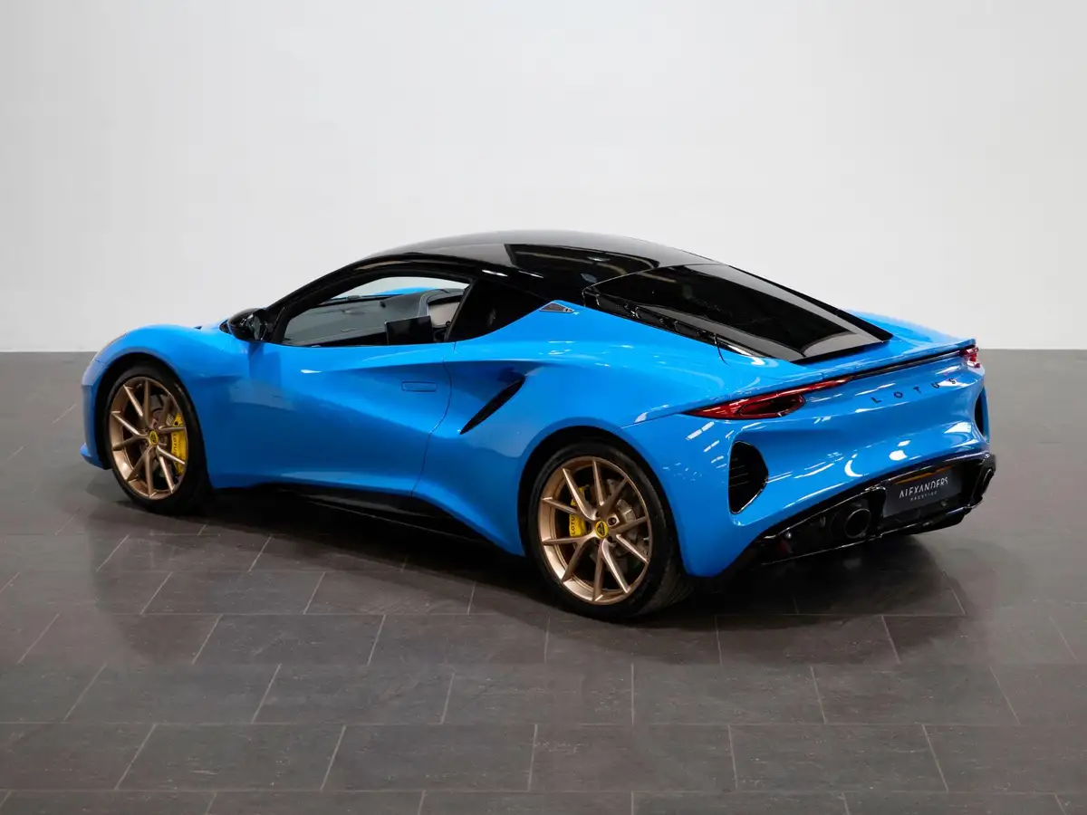 2023-lotus-emira-35-first-edition-v6-big-2
