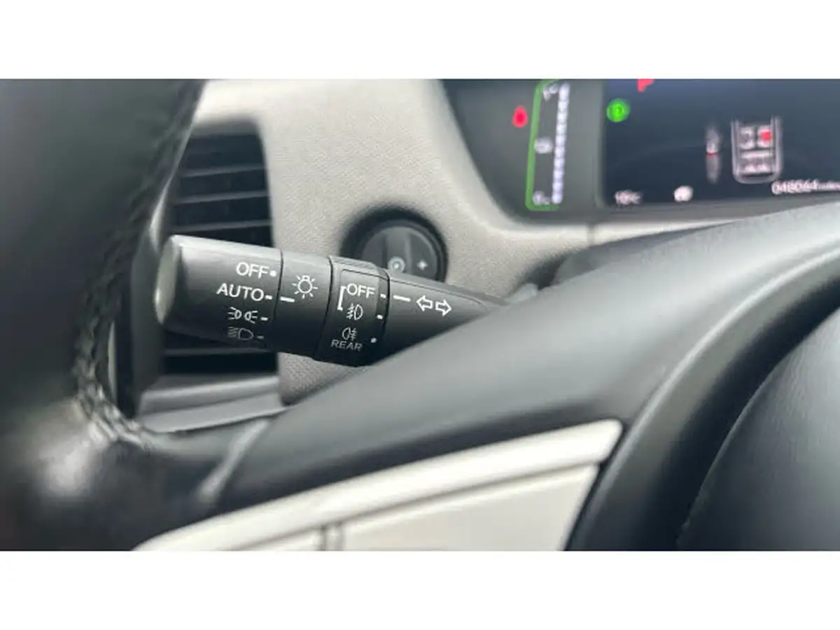 2021-honda-jazz-15-i-mmd-crosstar-ex-109ps-two-tone-big-21