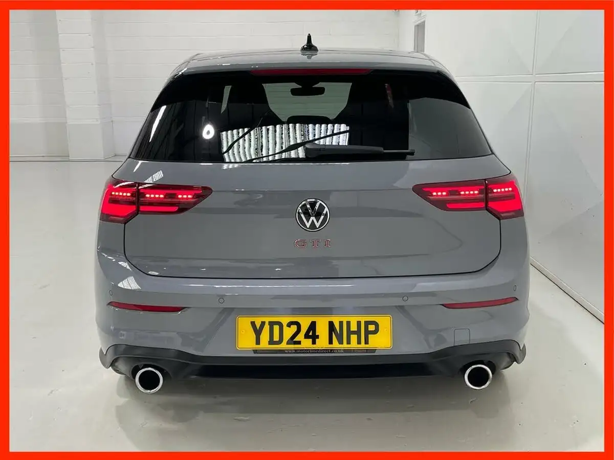 2024-volkswagen-golf-20-tsi-gti-245ps-big-3