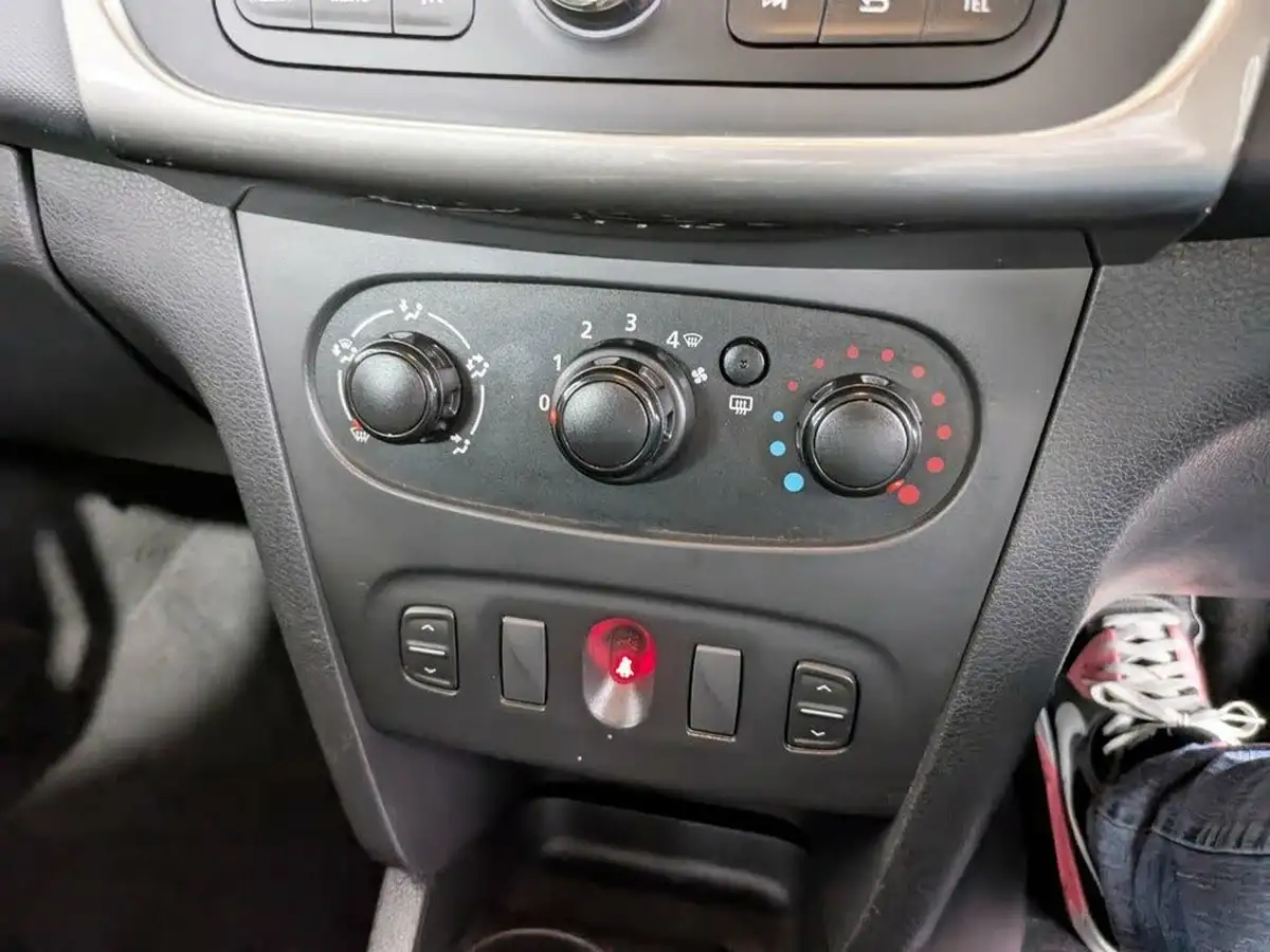 2016-dacia-sandero-stepway-09-tce-ambiance-big-16
