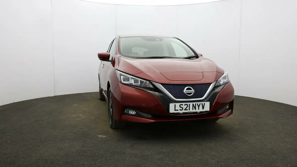 2021-nissan-leaf-e-e-tekna-big-36