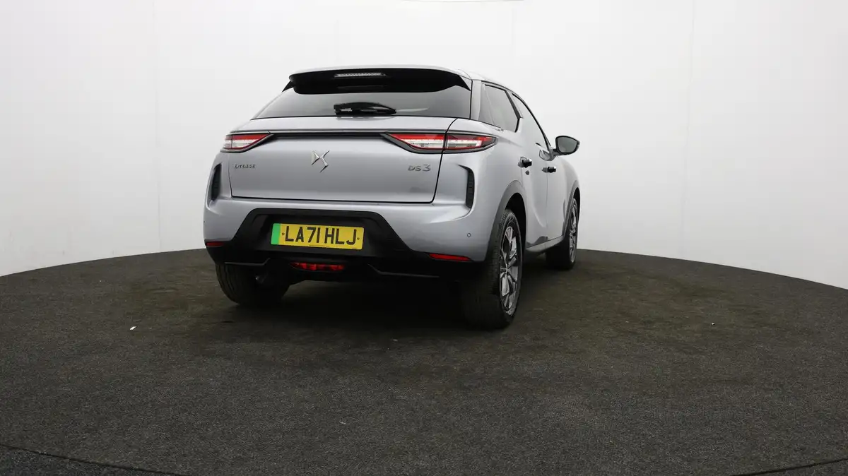 2021-ds-ds-3-crossback-e-tense-bastille-big-74