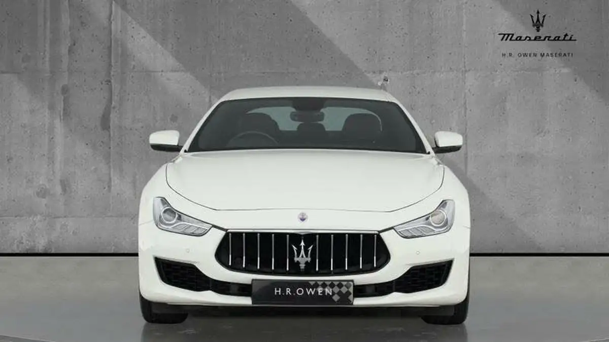 2020-maserati-ghibli-30-big-6