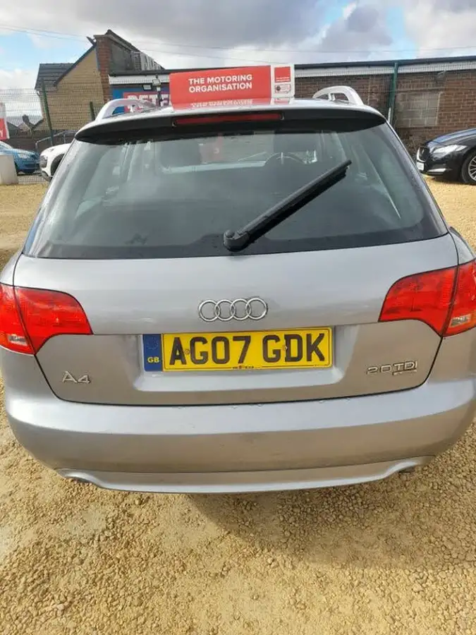 2007-audi-a4-avant-20td-quattro-s-line-big-4
