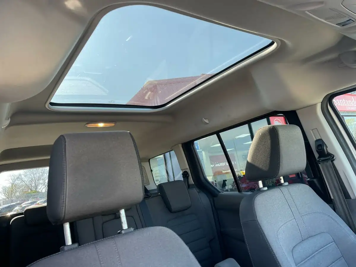2021-ford-grand-tourneo-connect-15-titanium-big-24
