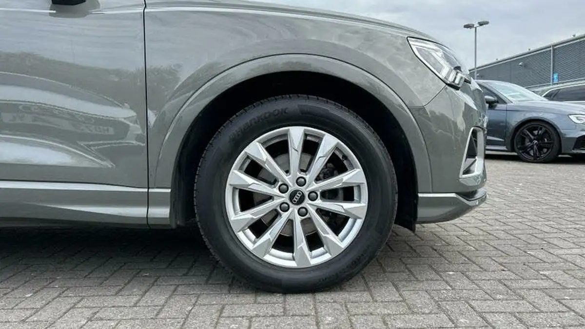 2022-audi-q3-15-35-tfsi-sport-cod-station-wagon-s-tronic-big-4
