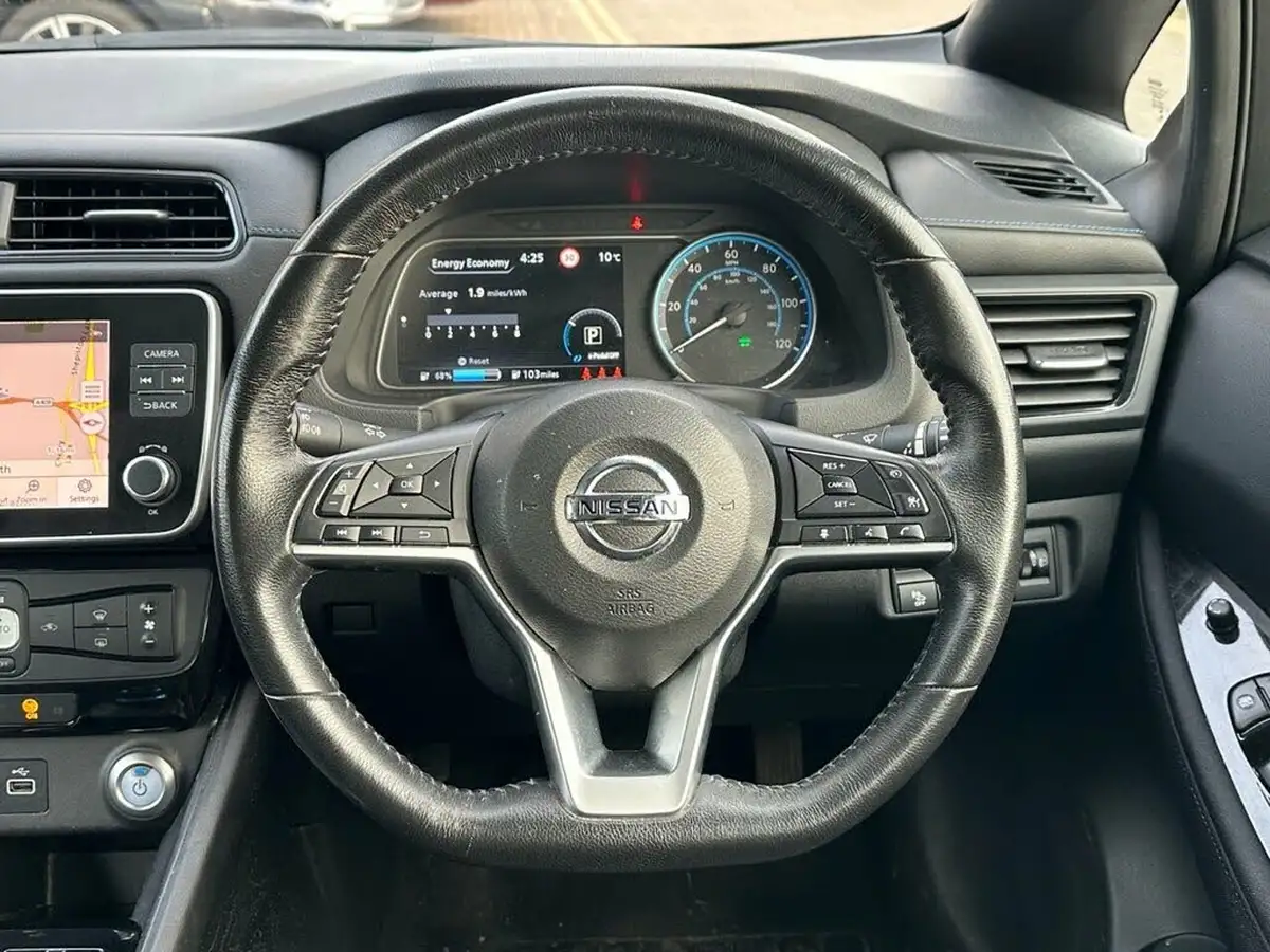 2019-nissan-leaf-e-acenta-big-35