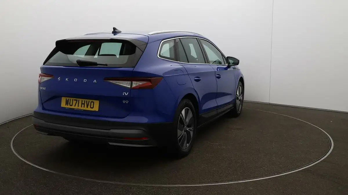 2021-skoda-enyaq-e-80-loft-82-kwh-big-48